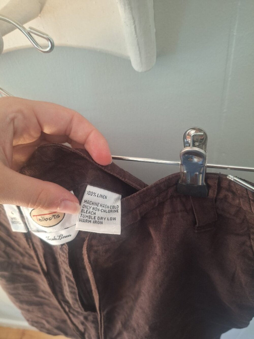 Talbot Linen Shorts - Picture 3 of 6